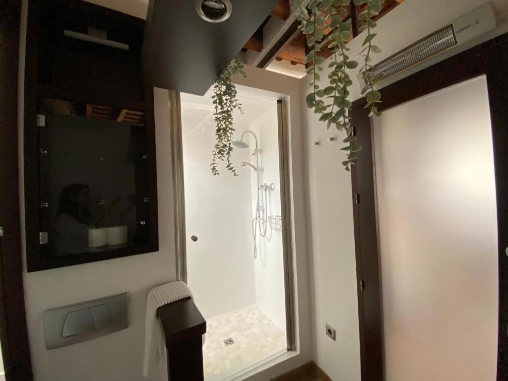 Ferienwohnung Hostfy Centro Puerta Osario Sevilla Exterior foto