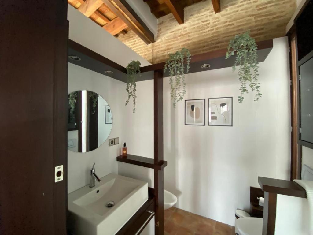 Ferienwohnung Hostfy Centro Puerta Osario Sevilla Exterior foto